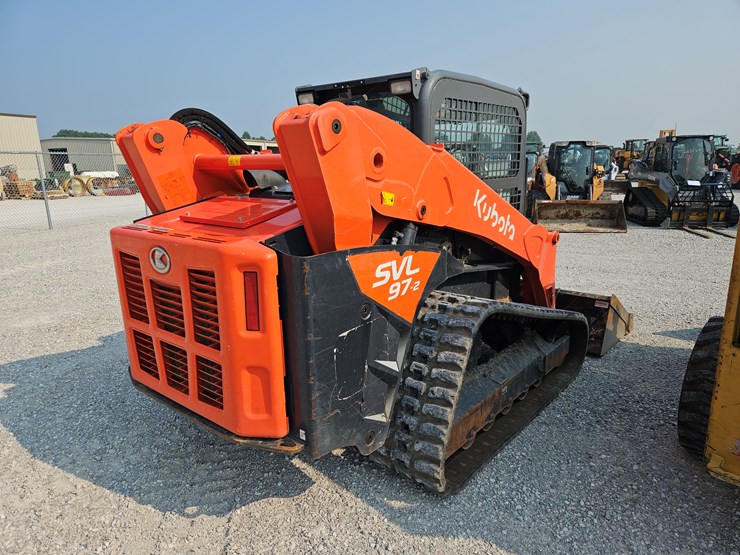 2023-kubota-svl97-2-image-18