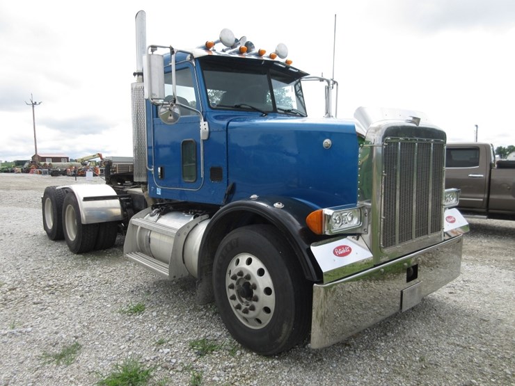 2007-peterbilt-378-image-14