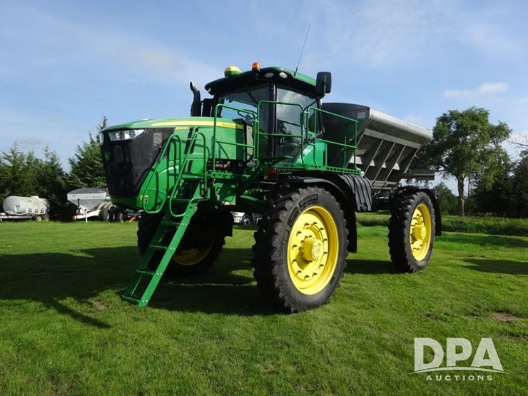 2019-john-deere-r4045-image-2