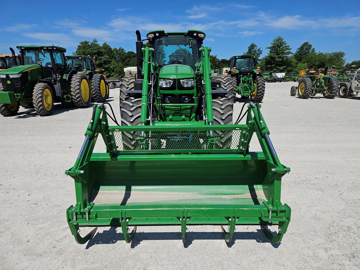 2023-john-deere-6145m-image-2
