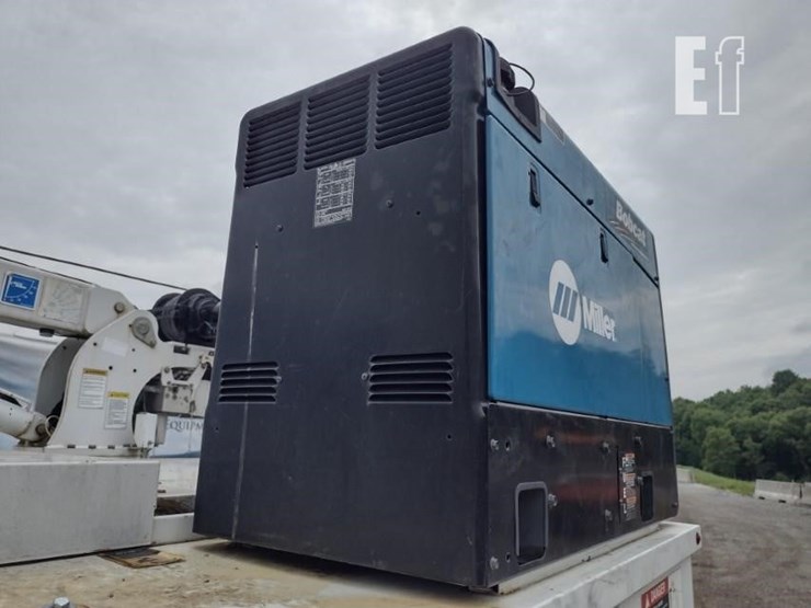2019-ford-f550-image-28