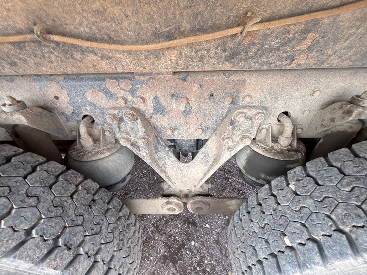 2003-kenworth-t800-image-27