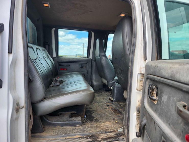 2007-chevrolet-c4500-chassis-image-15