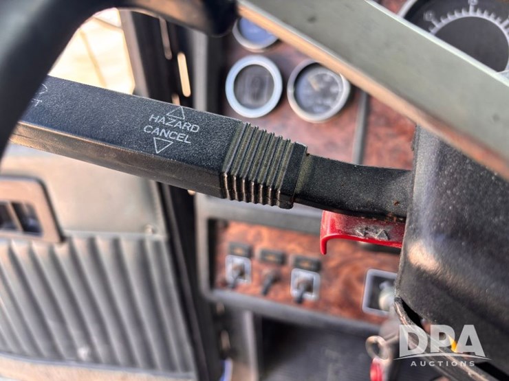 2000-kenworth-t800-image-88