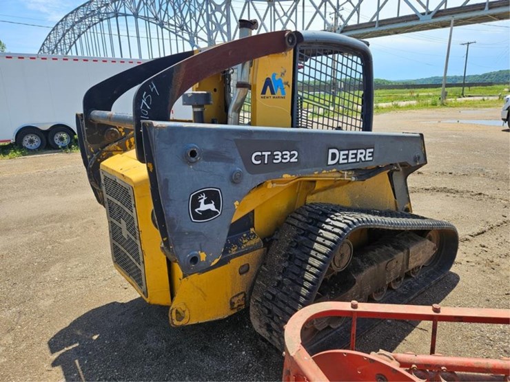deere-ct332-image-5