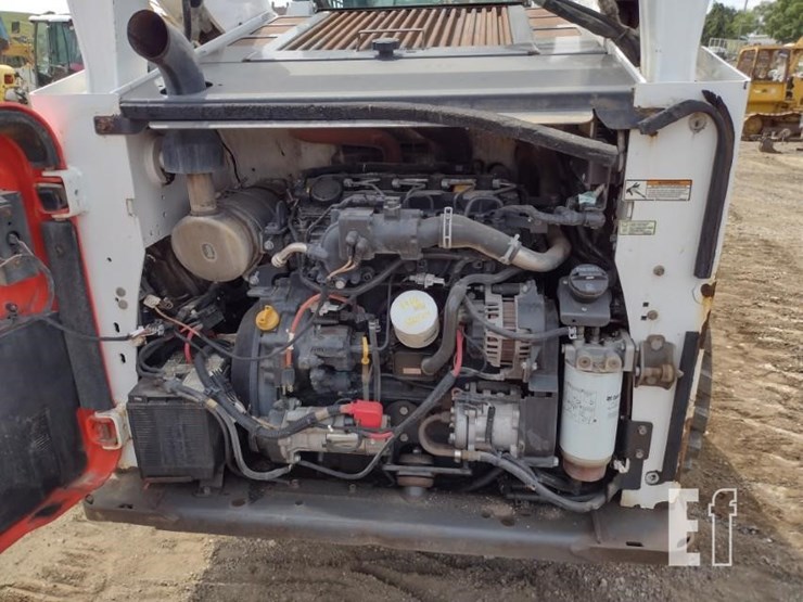 2021-bobcat-s740-image-24