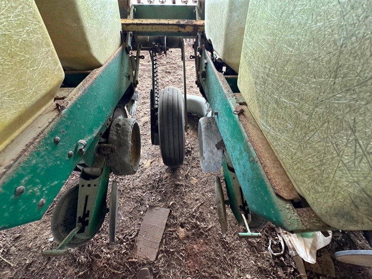 john-deere-7000-image-15