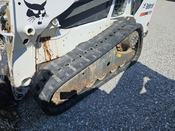 2015-bobcat-t590-image-14