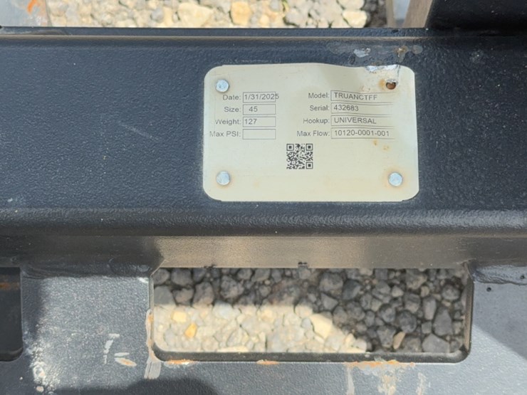 #2046-•-trubilt-42"-skid-steer-pallet-forks-image-4