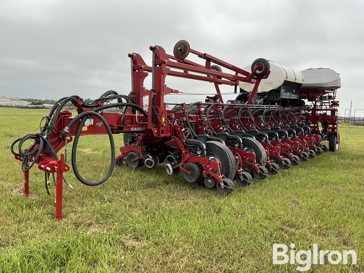 2019-case-ih-2150-image-1