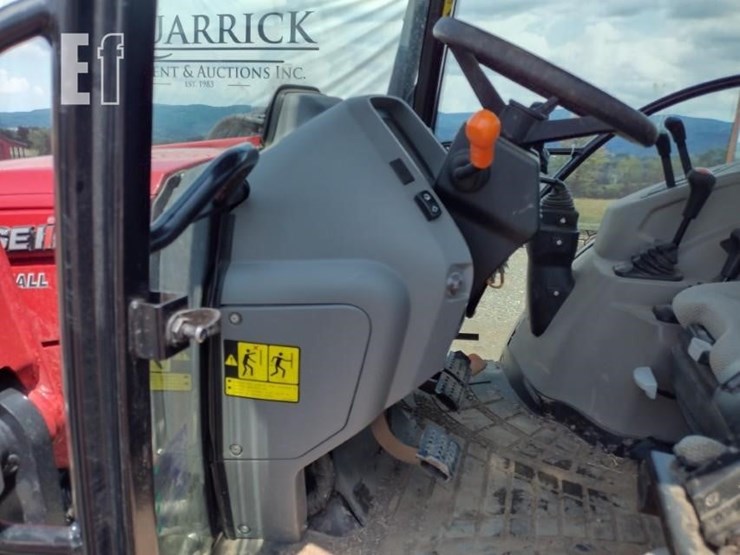 2022-case-ih-farmall-75a-image-13