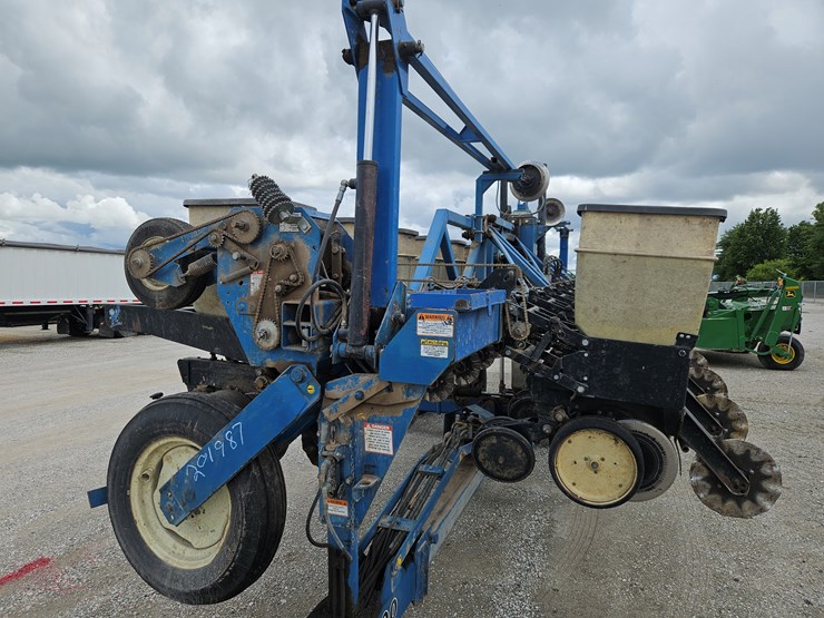 kinze-2600-image-3