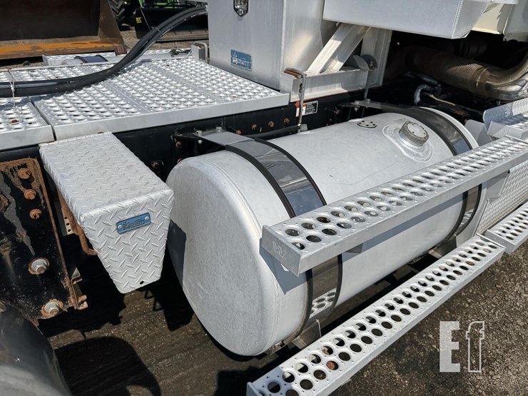 2012-western-star-4900-image-29