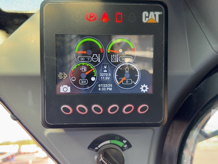 caterpillar-246d-image-15
