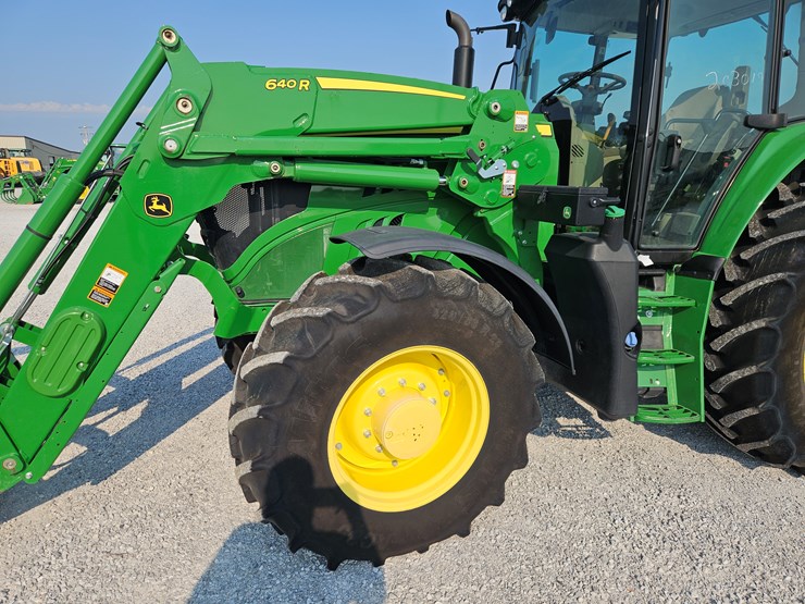 2022-john-deere-6145m-image-6