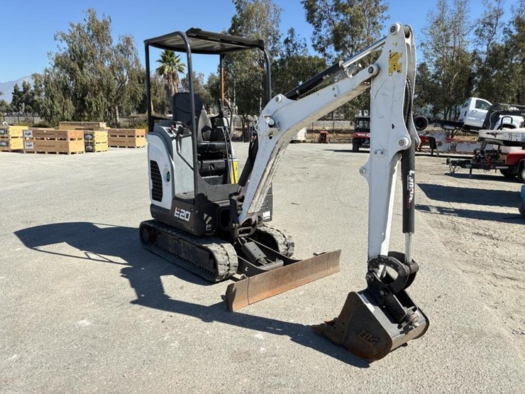 2020-bobcat-e20-image-2