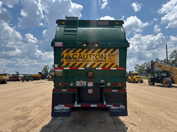 2013-mack-leu613-image-7