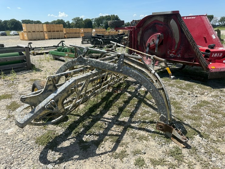 new-holland-56-image-1
