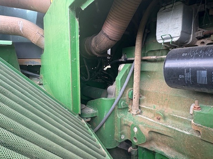 john-deere-8560-image-21