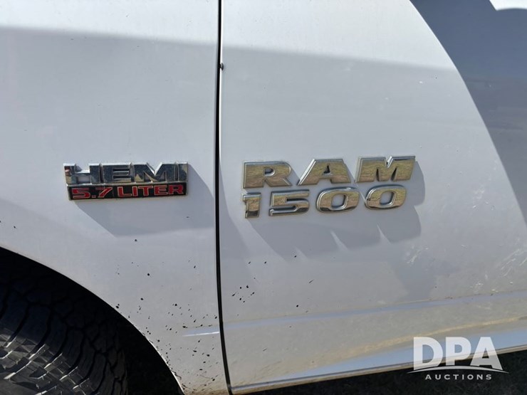 2015-dodge-ram-1500-image-21