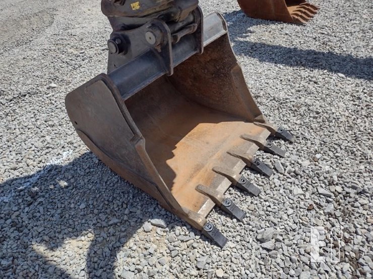 2022-bobcat-e88-image-16