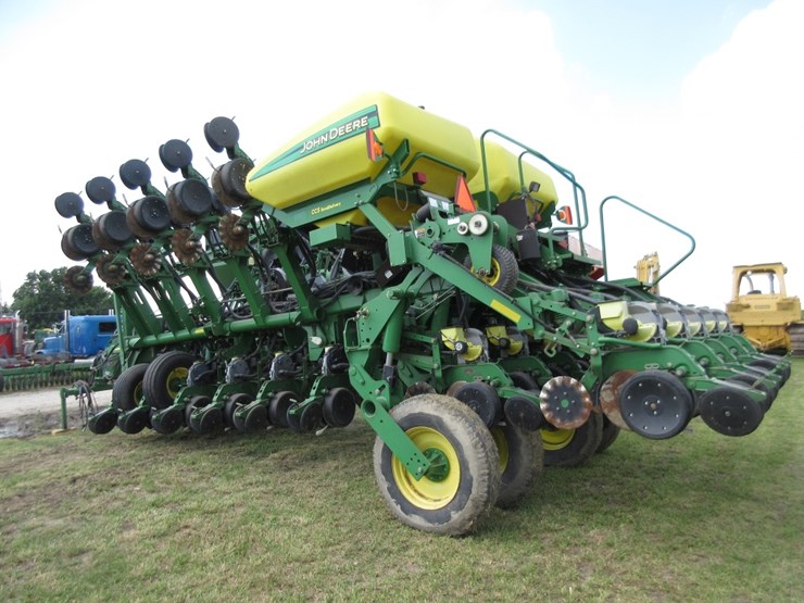 john-deere-1790-image-2