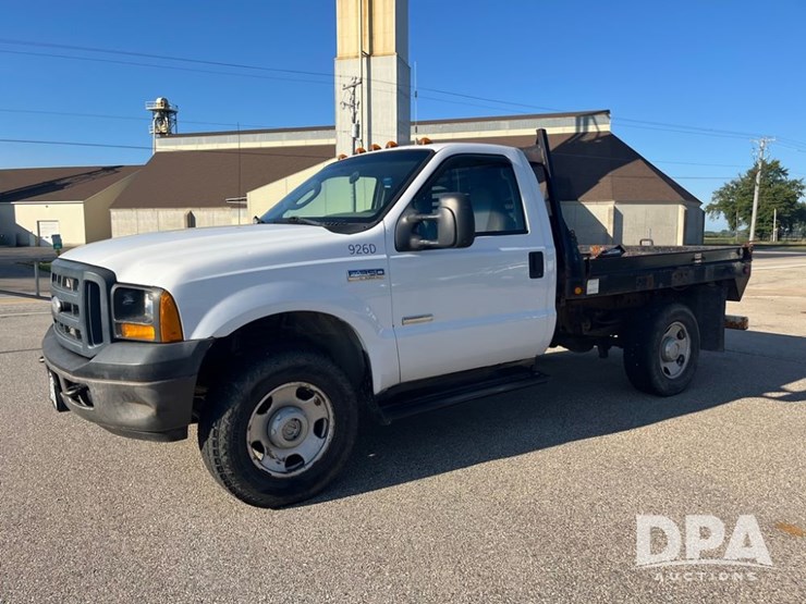 2006-ford-f350-image-1