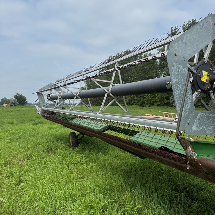 JOHN DEERE 590