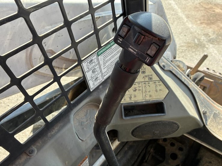 2018-bobcat-s590-image-12