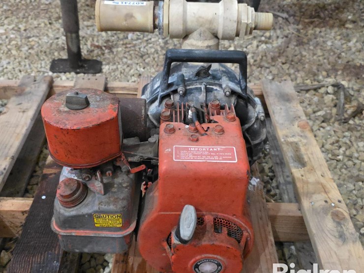 homelite-gas-powered-pump-image-2
