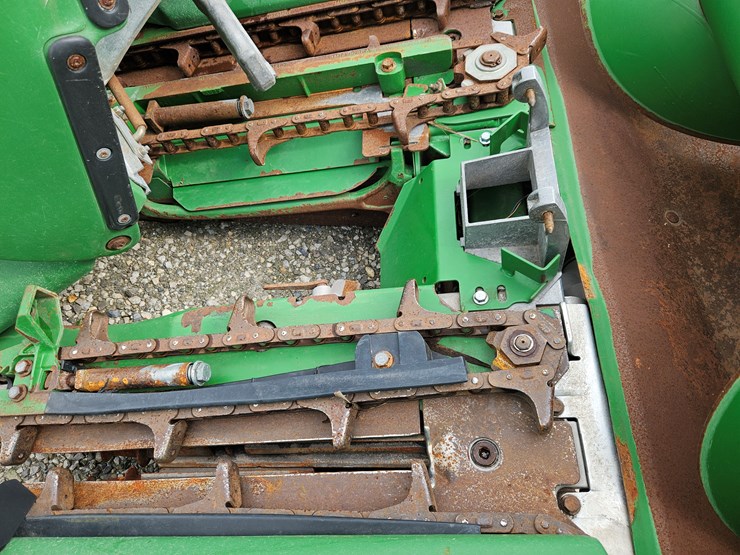 2011-john-deere-608c-image-4