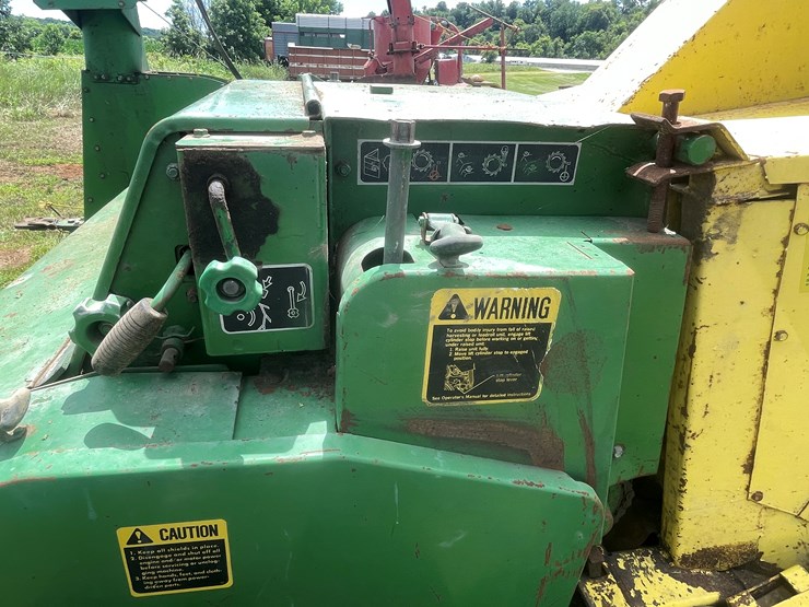 john-deere-3960-image-12