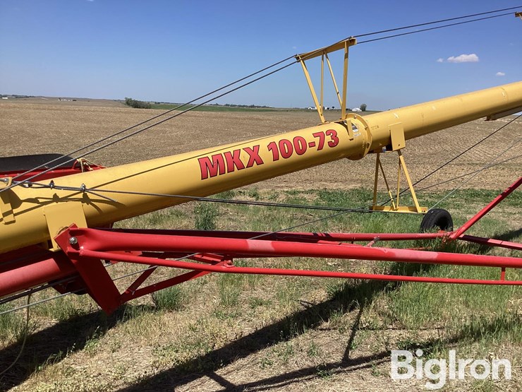 westfield-mkx-100-73-10-x-73'-swing-away-hopper-auger-image-17