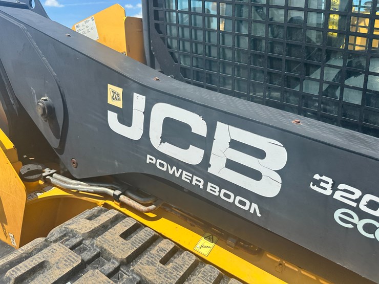 jcb-320t-image-30