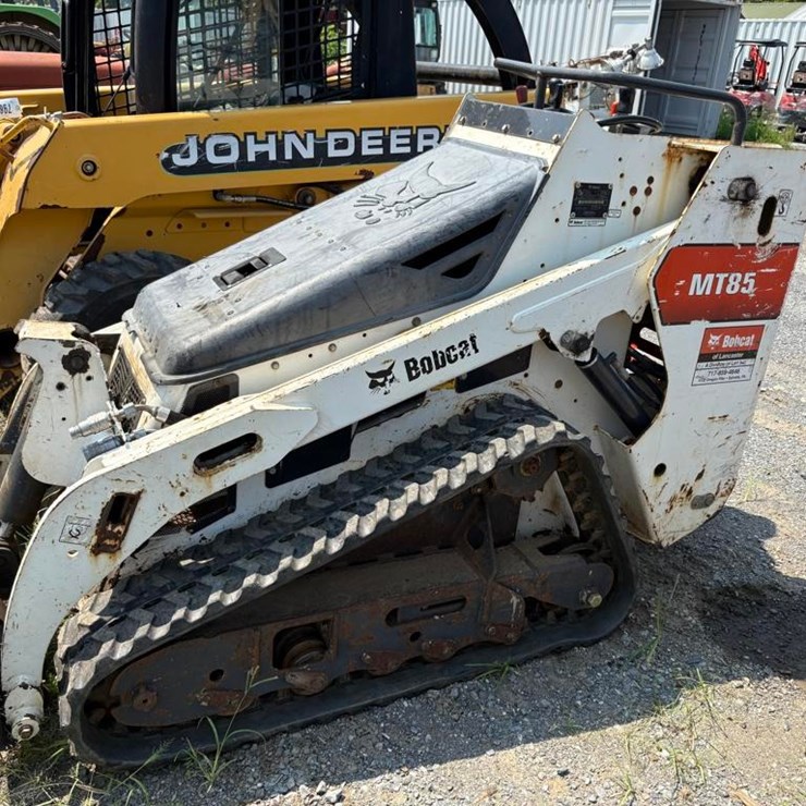 2017 BOBCAT MT85