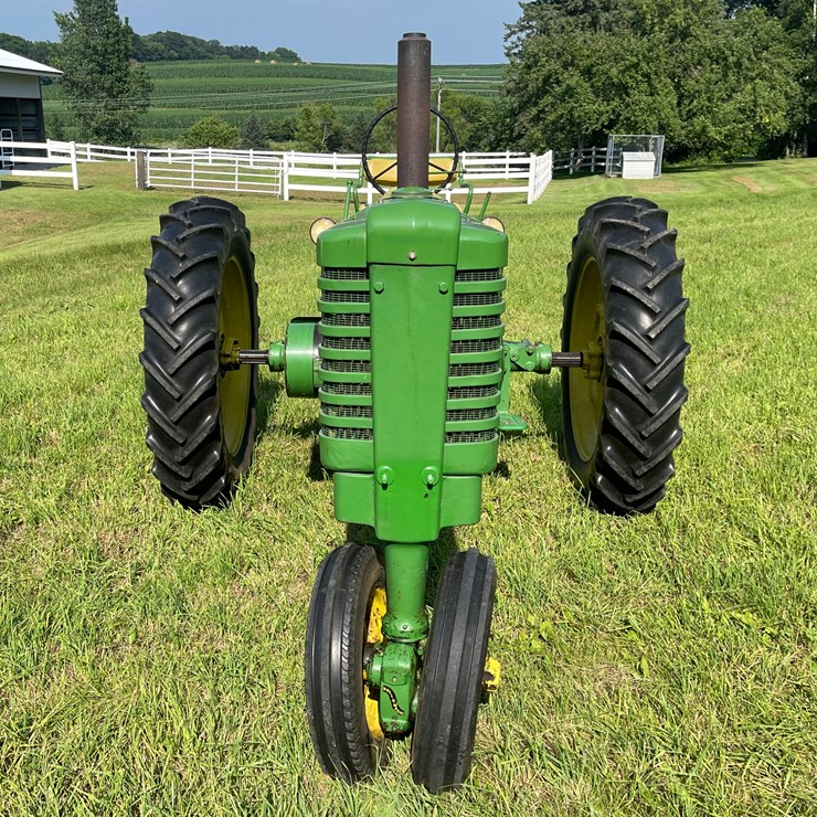JOHN DEERE A