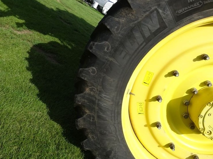 2019-john-deere-r4045-image-38