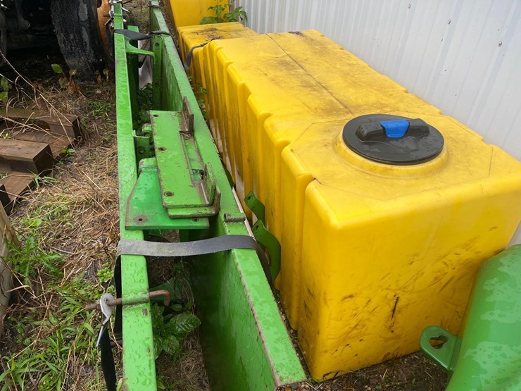 john-deere-tractor-spray-tanks-image-7