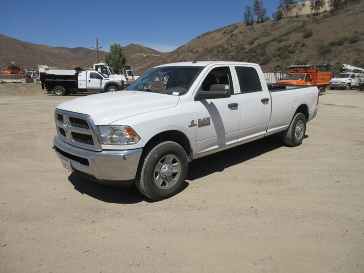 2018-dodge-ram-2500hd-image-1