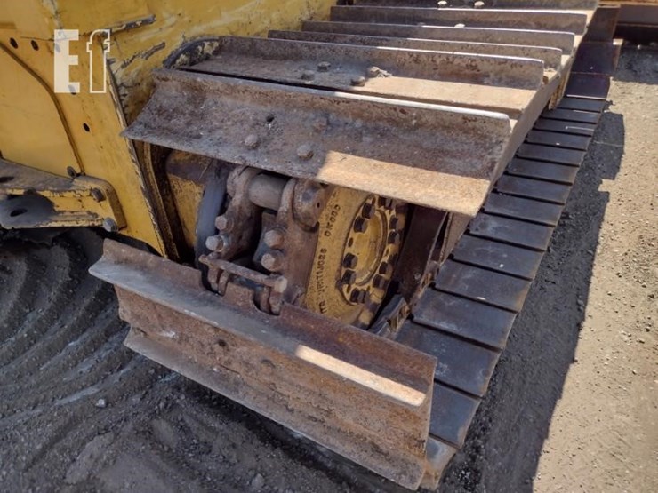 2004-deere-650h-image-29