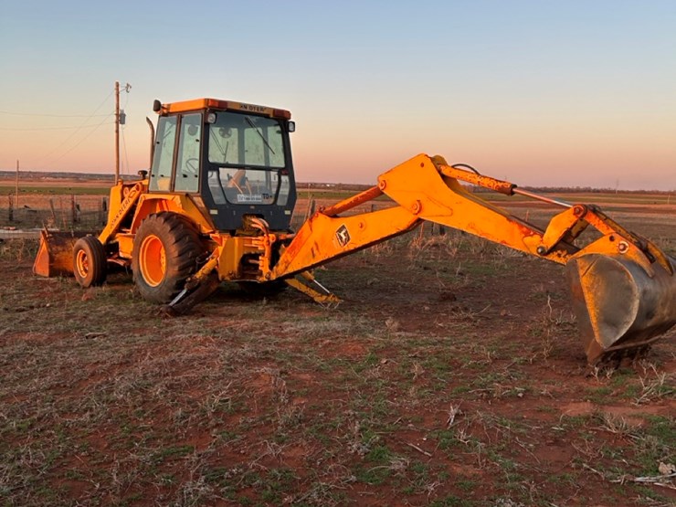 deere-210c-image-1