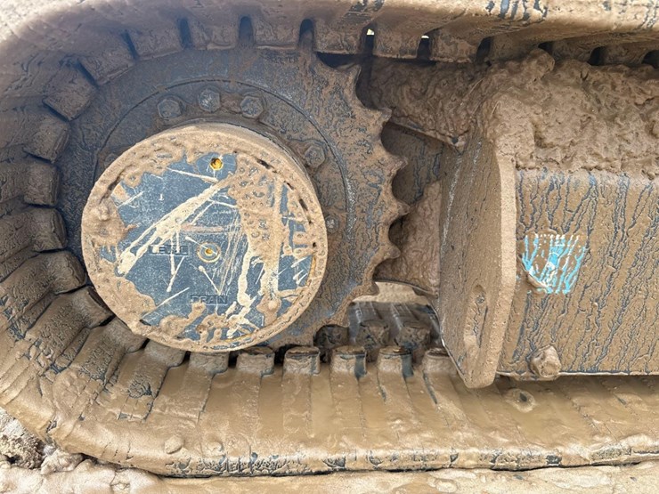 2020-deere-35g-image-15
