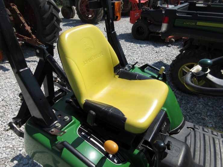 2008-john-deere-2305-image-5
