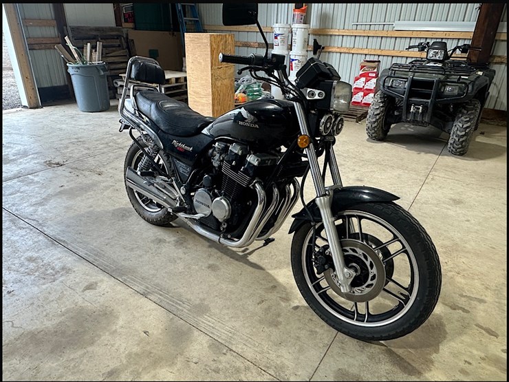1984-honda-nighthawk-650-image-2