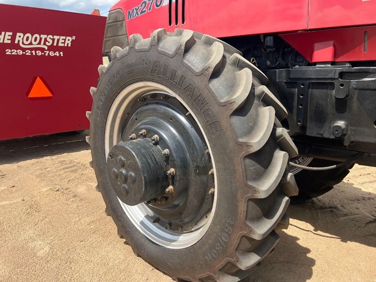 2002-case-international-mx270-tractor-image-22