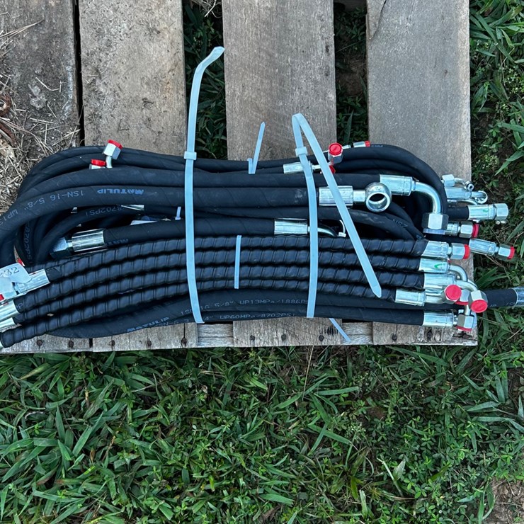 #127 • Mini X Hydraulic Hose