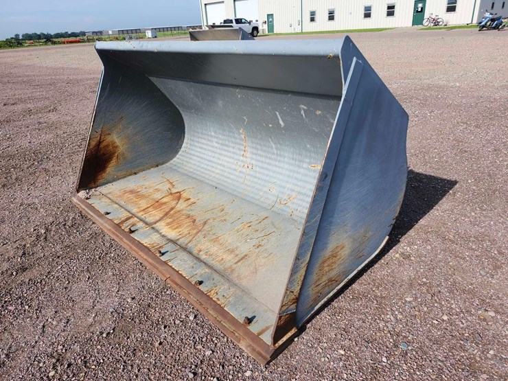 2022-liebherr-l538-bucket-image-1
