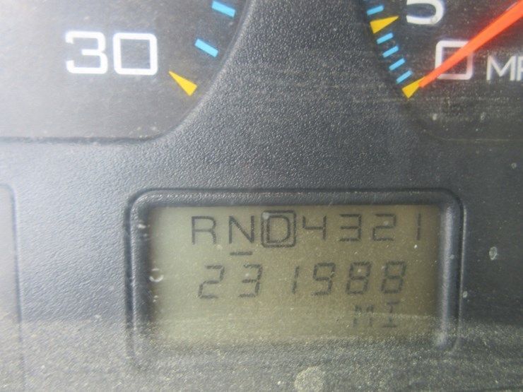 2003-international-7400-image-20