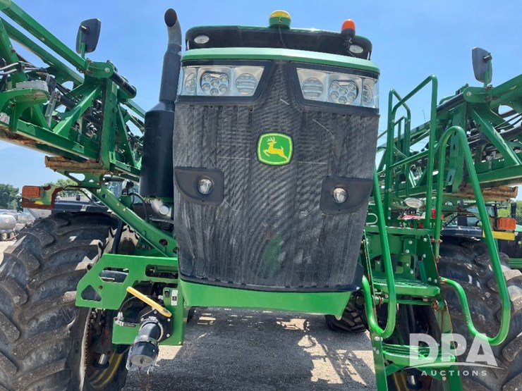2020-john-deere-r4045-image-32