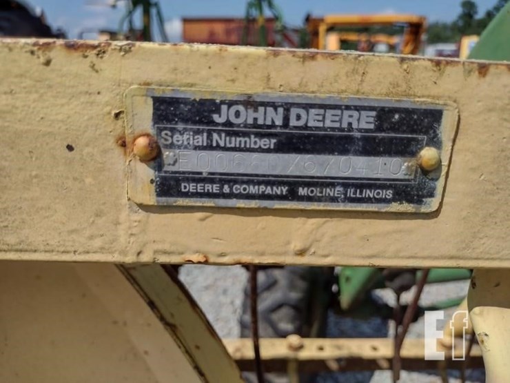 john-deere-660-image-3